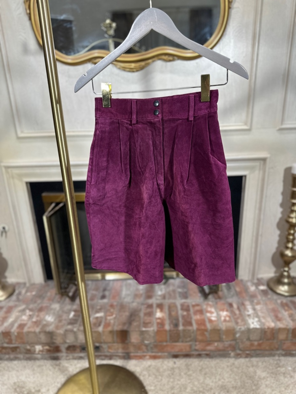 High-Waist Suede-Look Women's Shorts in Plum